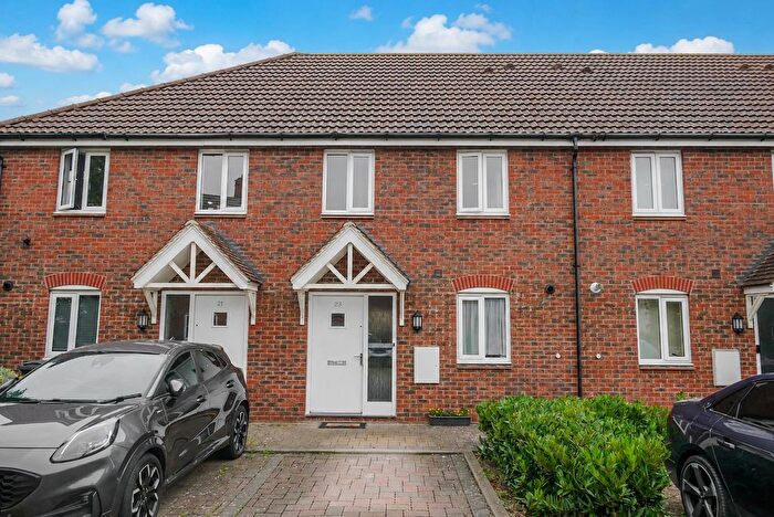 2 Bedroom Terraced House For Sale In Maple Road, Didcot, OX11