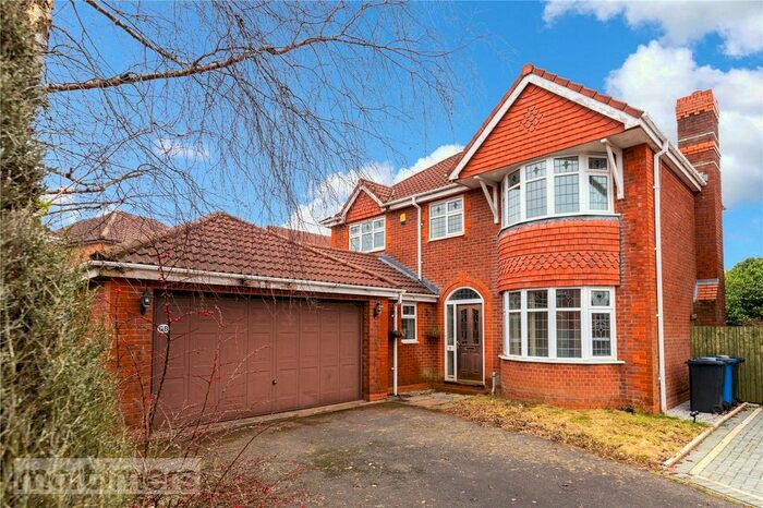 4 Bedroom Detached House To Rent In Lomond Gardens, Blackburn, Lancashire, BB2