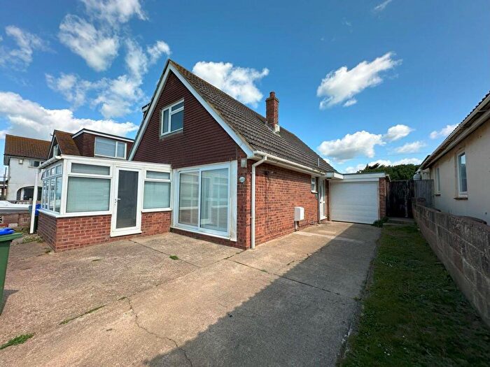3 Bedroom Detached House For Sale In The Promenade, Peacehaven, BN10