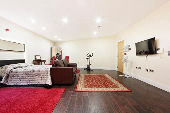 1 Bedroom Flat To Rent In Murray Street, London, NW1