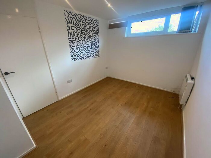 1 Bedroom Flat To Rent In Oliver Court, London Road, Stoneygate, LE2