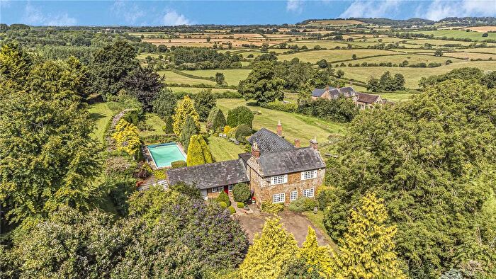 4 Bedroom Detached House For Sale In Priors Marston Road, Hellidon, Daventry, NN11