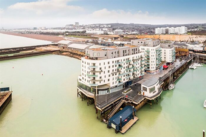 2 Bedroom Flat To Rent In The Boardwalk, Brighton Marina Village, BN2