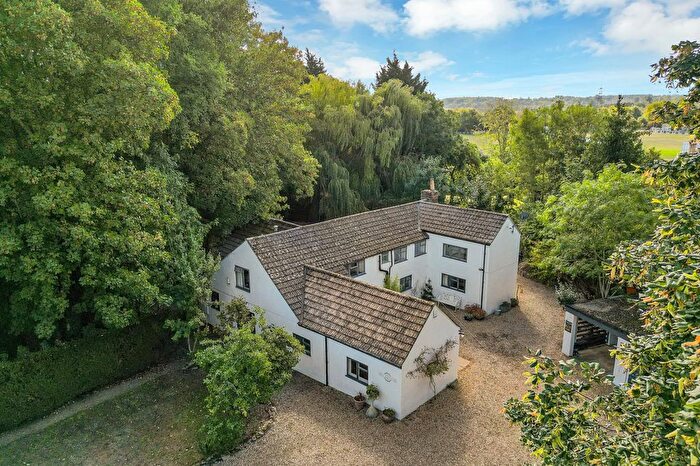 4 Bedroom Detached House For Sale In Newstead, Stamford, Lincolnshire, PE9