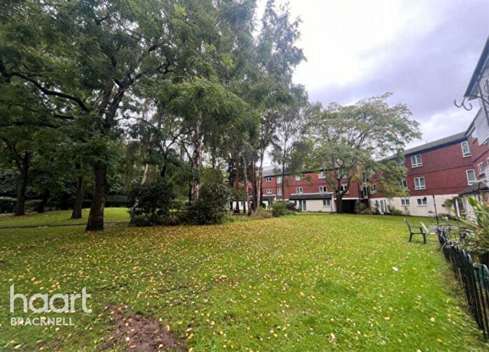 1 Bedroom Apartment To Rent In Mount Lane, Bracknell, RG12