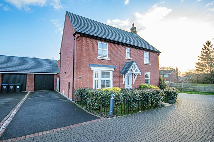 4 Bedroom Detached House For Sale In East Lawn Drive, Doveridge, Ashbourne, DE6