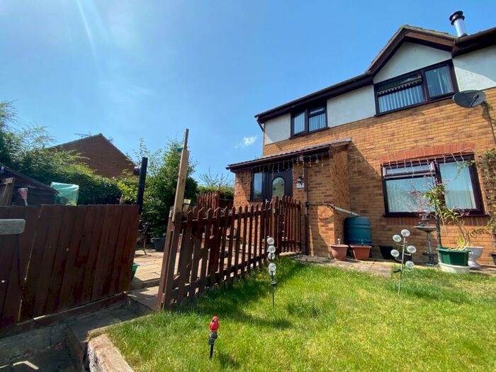 2 Bedroom Terraced House For Sale In The Chase, Ropsley, NG33