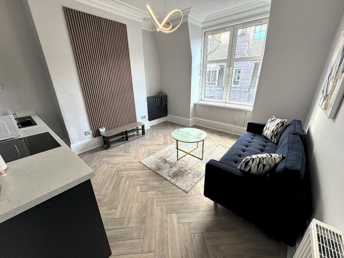 1 Bedroom Flat To Rent In Howburn Place, City Centre, Aberdeen, AB11