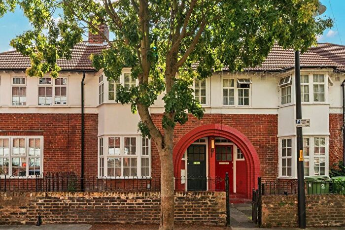 3 Bedroom Terraced House For Sale In Emba Street, Bermondsey, London, SE16