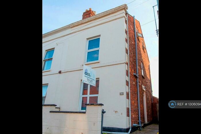 5 Bedroom Semi-Detached House To Rent In Brook, Gloucester, GL1