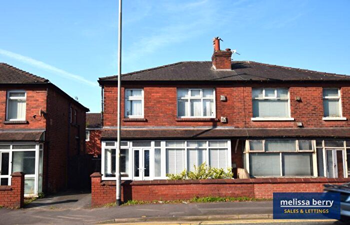 3 Bedroom Semi-Detached House To Rent In Bury New Road, Whitefield, Manchester, M45