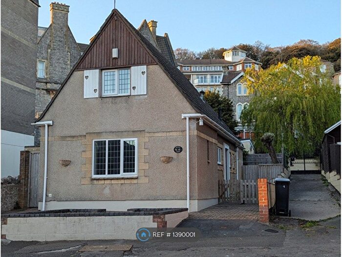 2 Bedroom Detached House To Rent In Weston-Super-Mare, Weston-Super-Mare, BS23