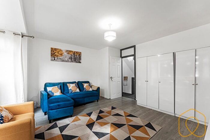 3 Bedroom Terraced House To Rent In Atkinson Road, London, E16