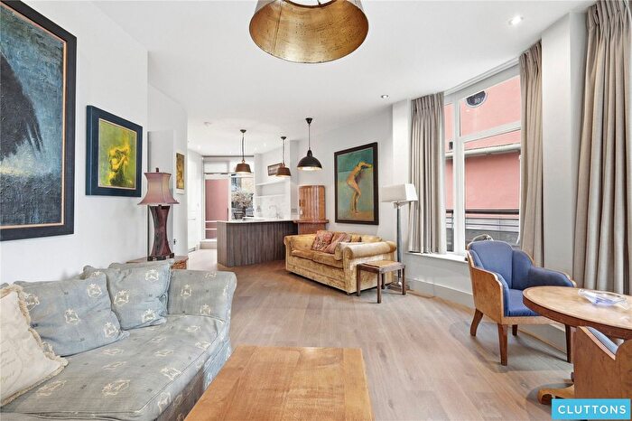 2 Bedroom Flat For Sale In Compass Court, Shad Thames, London, SE1