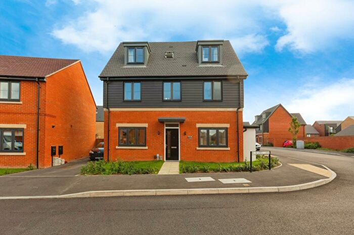 4 Bedroom House To Rent In Bluebell Lane, Wantage, OX12