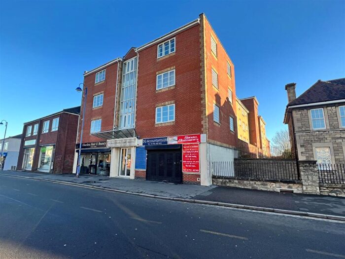 2 Bedroom Flat To Rent In Thomas Edward Coard, Cricklade Road, Swindon, SN2