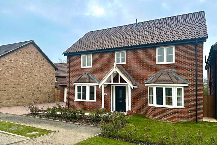 4 Bedroom Detached House For Sale In The Paddocks, Blofield Heath, Norfolk, NR13