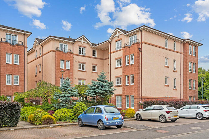 3 Bedroom Flat For Sale In Ellangowan Court, Milngavie, Glasgow, G62