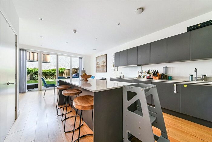 4 Bedroom Terraced House For Sale In Peartree Way, Greenwich, London, SE10