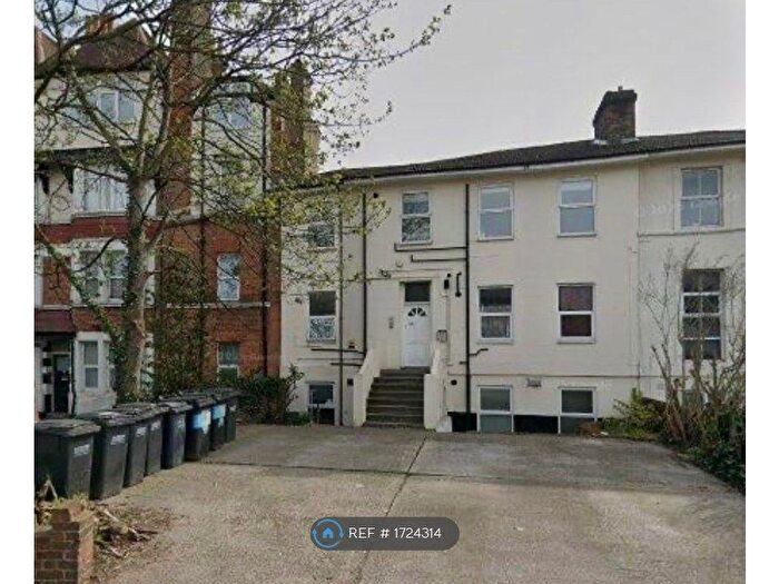 1 Bedroom Flat To Rent In Albert Road, SE25