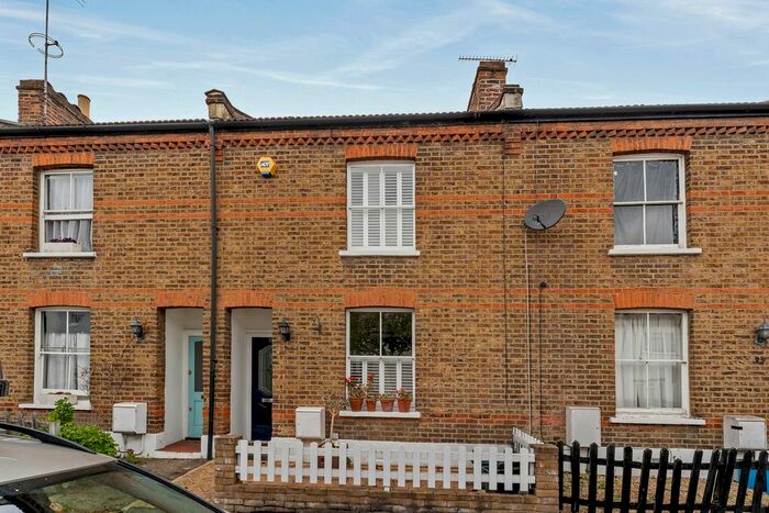 2 Bedroom Terraced House To Rent In Cowley Road, London, E11