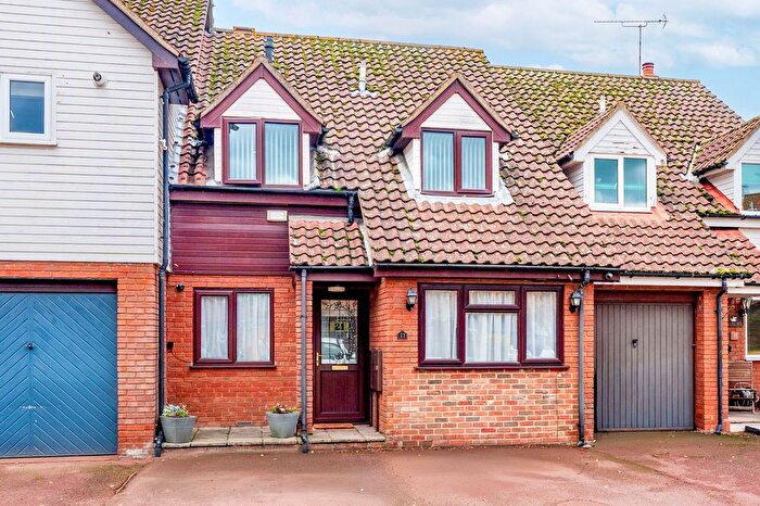 4 Bedroom Terraced House For Sale In Bure Close, Wroxham, NR12