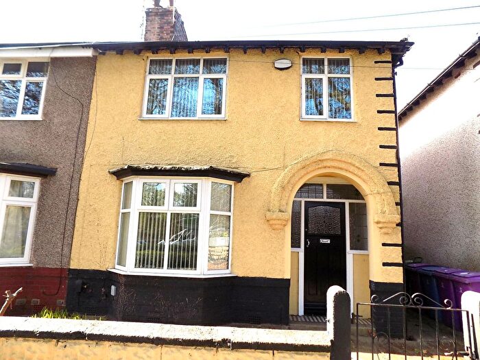 3 Bedroom Semi-Detached House To Rent In Taggart Avenue, Liverpool, L16