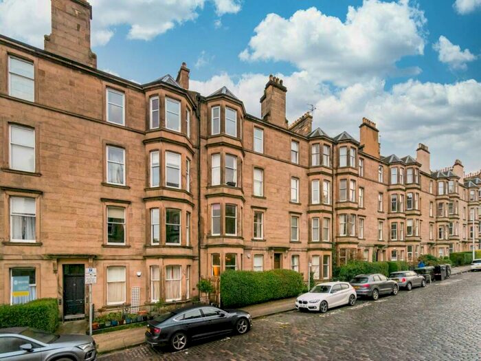2 Bedroom Flat To Rent In Comely Bank Avenue, Comely Bank, Edinburgh, EH4