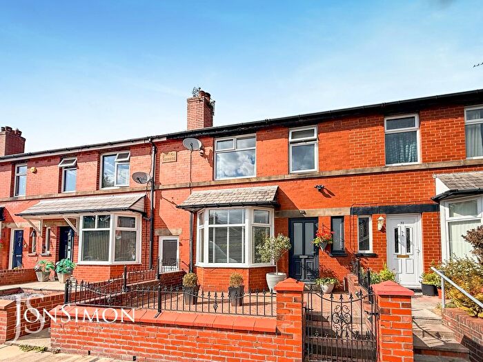 3 Bedroom Terraced House For Sale In Sefton Street, Walmersley, Bury, BL9