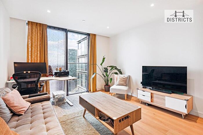 1 Bedroom Apartment For Sale In Hampton Tower, Marsh Wall, E14