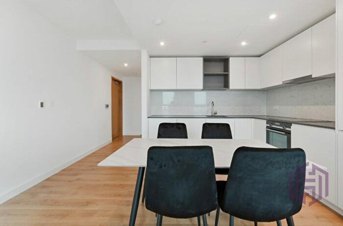 1 Bedroom Flat To Rent In Marsh Wall, London, E14