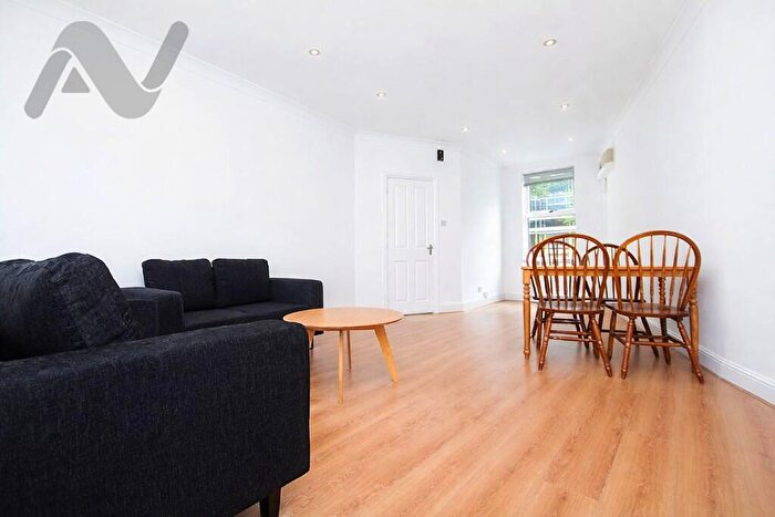 2 Bedroom Maisonette To Rent In Bavaria Road, London, N19