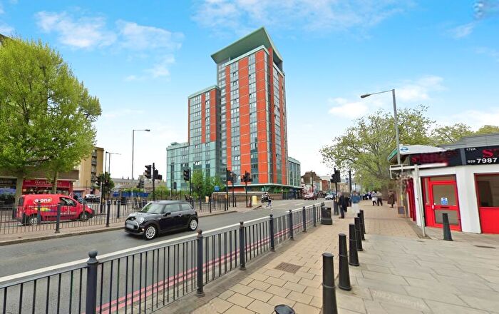 1 Bedroom Apartment For Sale In East India Dock Road, London, E14