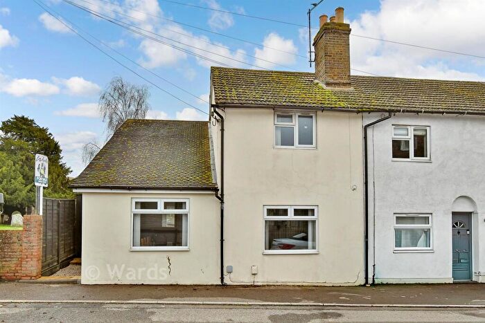 4 Bedroom Detached Bungalow For Sale In The Street, Iwade, Sittingbourne, Kent, ME9