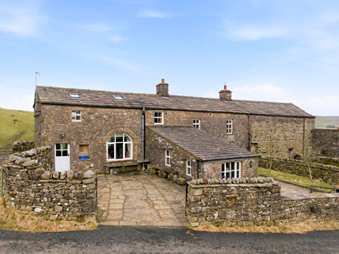 4 Bedroom Detached House For Sale In Gayle, Hawes, DL8