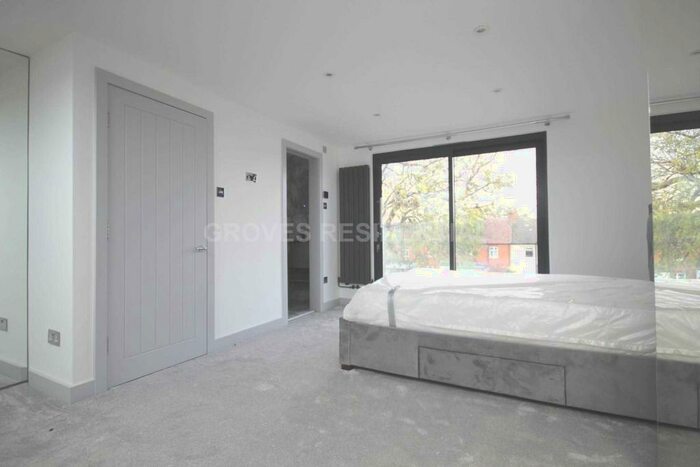 4 Bedroom Terraced House To Rent In Phyllis Avenue, New Malden, KT3