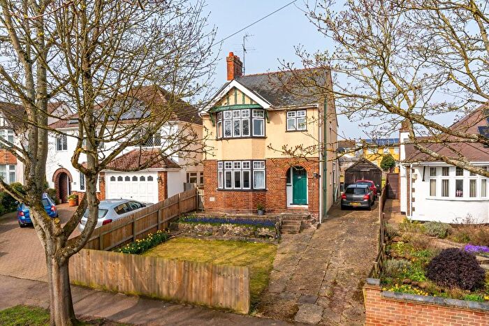 3 Bedroom Detached House For Sale In Rock Lane, Leighton Buzzard, LU7