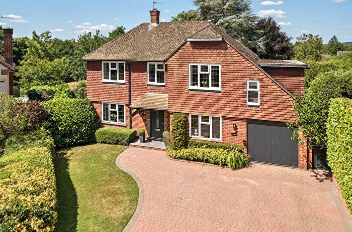5 Bedroom Detached House For Sale In Shalford, Guildford, Surrey, GU4