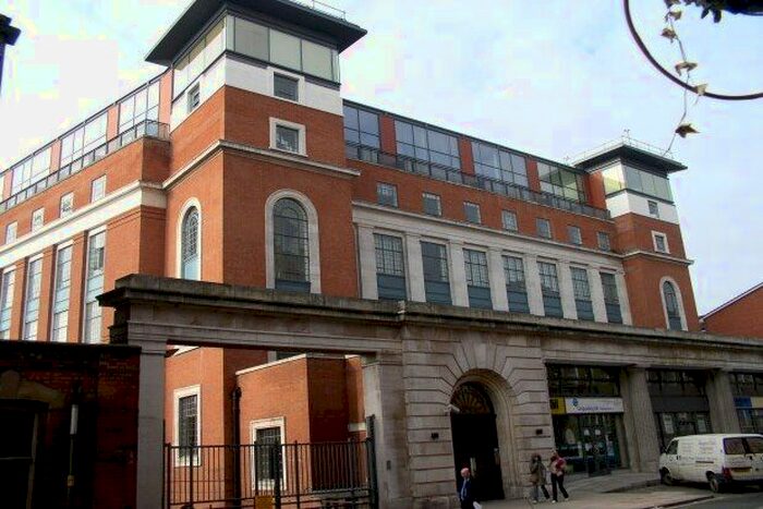 3 Bedroom Flat To Rent In Hatton Garden, Liverpool, L3