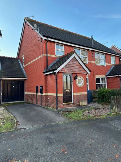 3 Bedroom Semi-Detached House To Rent In Moorlands Avenue, Kenilworth, CV8