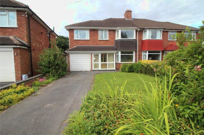 4 Bedroom Semi-Detached House To Rent In Henley Crescent, Solihull, B91