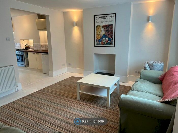 1 Bedroom Flat To Rent In Shepherds Bush, London, W12