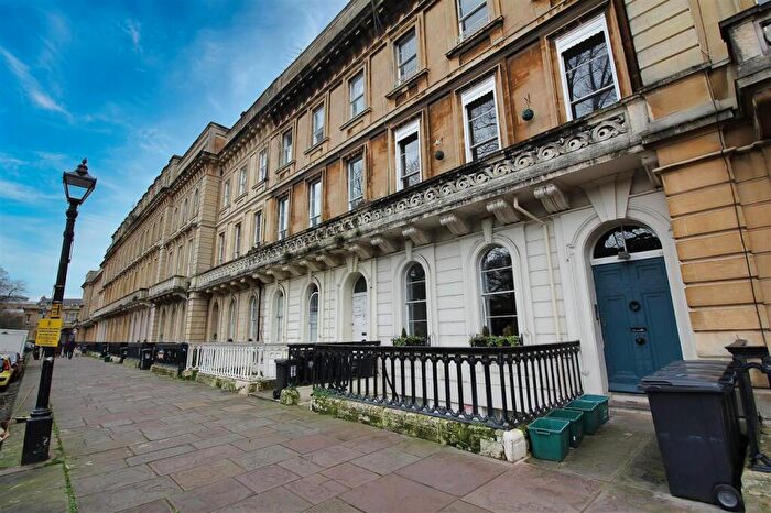 2 Bedroom Apartment To Rent In Victoria Square, Clifton, Bristol, BS8