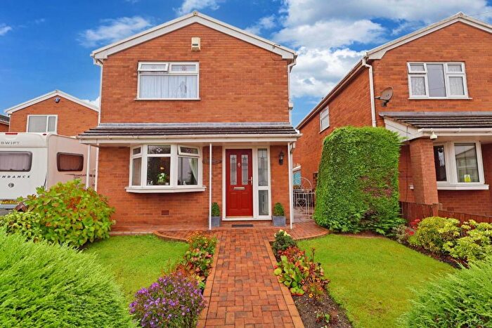 3 Bedroom Detached House For Sale In Waen Road, Coedpoeth, Wrexham, LL11