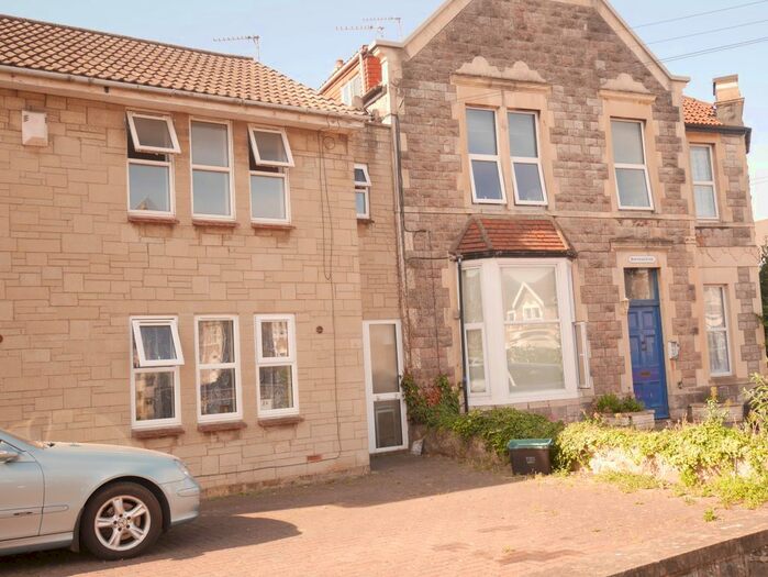 2 Bedroom Flat To Rent In Gordon Road, Weston-Super-Mare, North Somerset, BS23