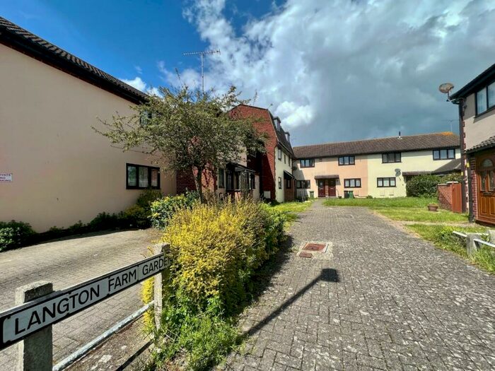 2 Bedroom Terraced House To Rent In Langton Farm Gardens, Portsmouth, PO1