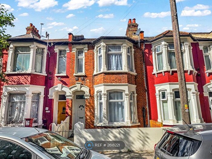 4 Bedroom Terraced House To Rent In Winter Avenue, London, E6