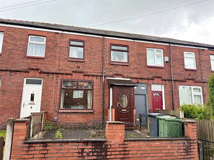 3 Bedroom Terraced House For Sale In Beech Avenue, Greenacres, Oldham, OL4