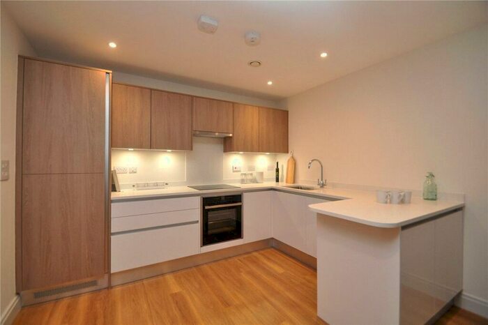 2 Bedroom Apartment To Rent In Military Road, Canterbury, Kent, CT1