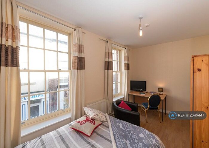 7 Bedroom Terraced House To Rent In Burscough Street, Ormskirk, L39